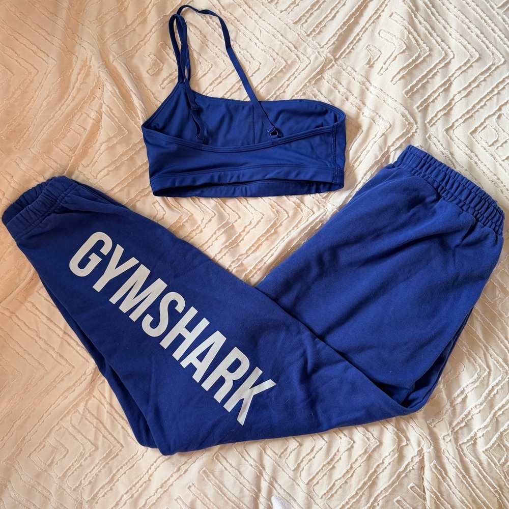 Gymshark Blue Sports Bra and Joggers Set